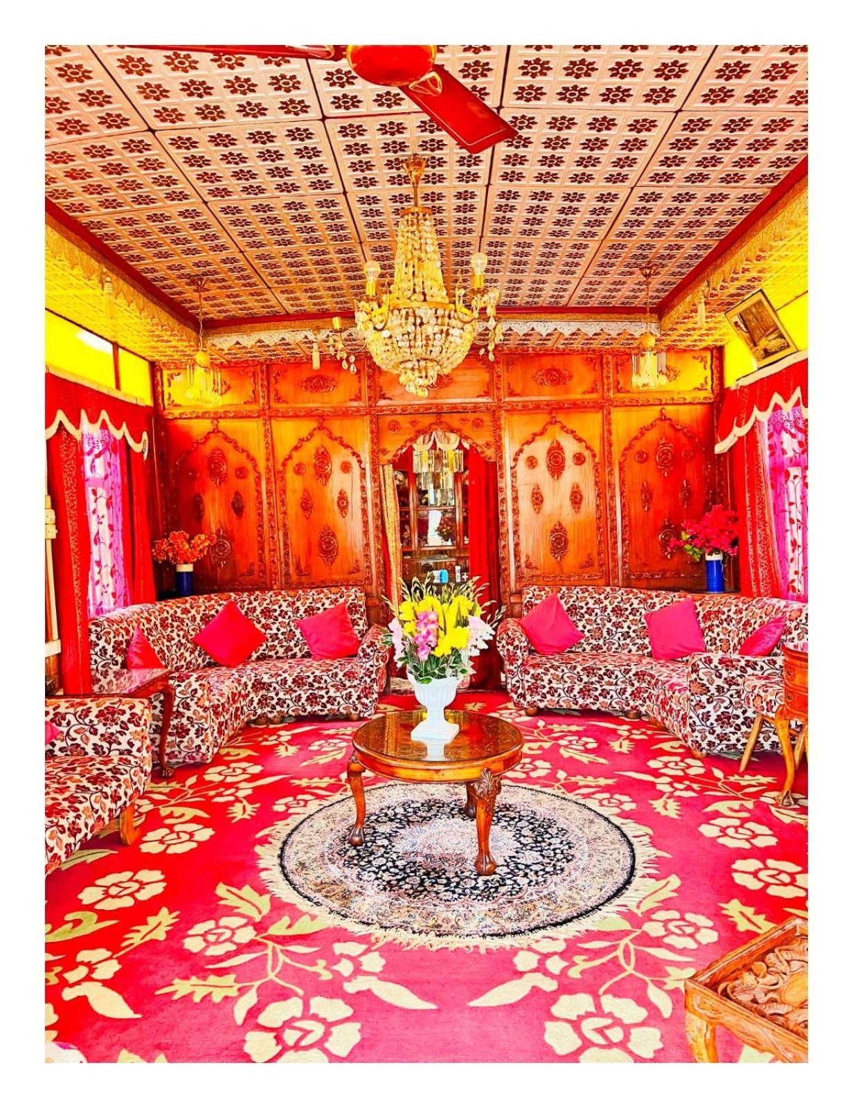 Mossess Group Of Houseboats Hotel Srīnagar Екстериор снимка